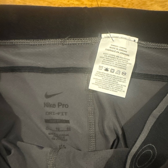 Nike Pro Men 3/4 Training Tights Dri-Fit Spandex Gray XL DD1919-068 New W Tags - Picture 4 of 7